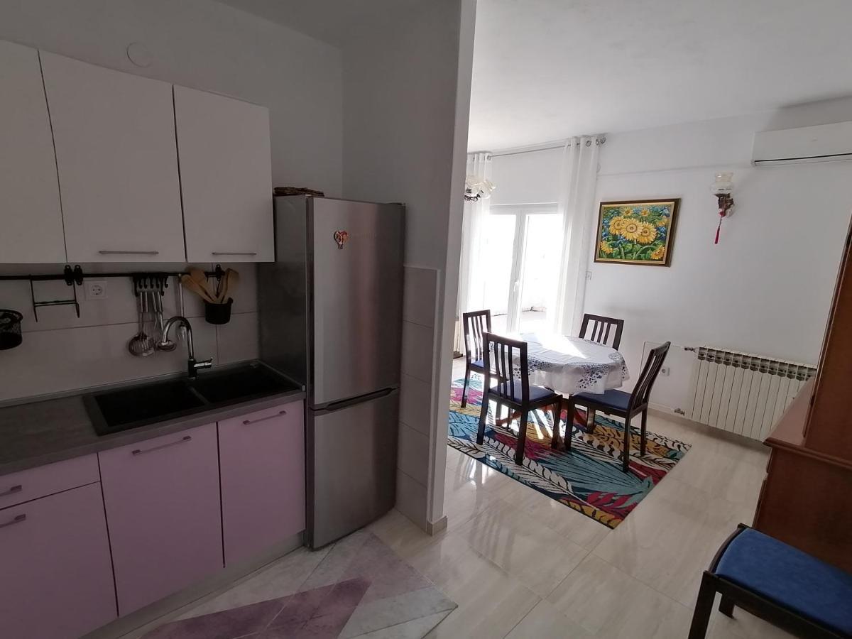 Apartment Artemisia 1 Trogir Exterior photo