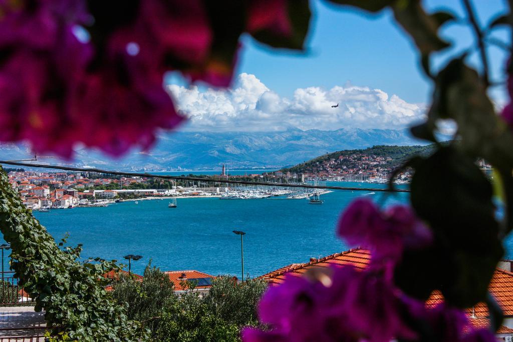 Apartment Artemisia 1 Trogir Exterior photo